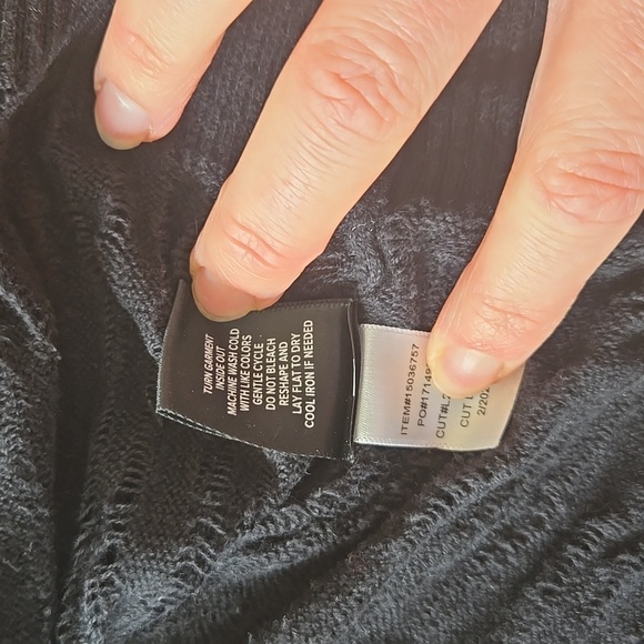 Torrid Black Textured Shrug Cropped  Cardigan Size 2X - Picture 7 of 9